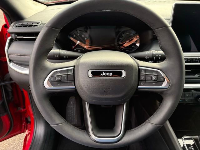 Used 2023 Jeep Compass Limited image 19