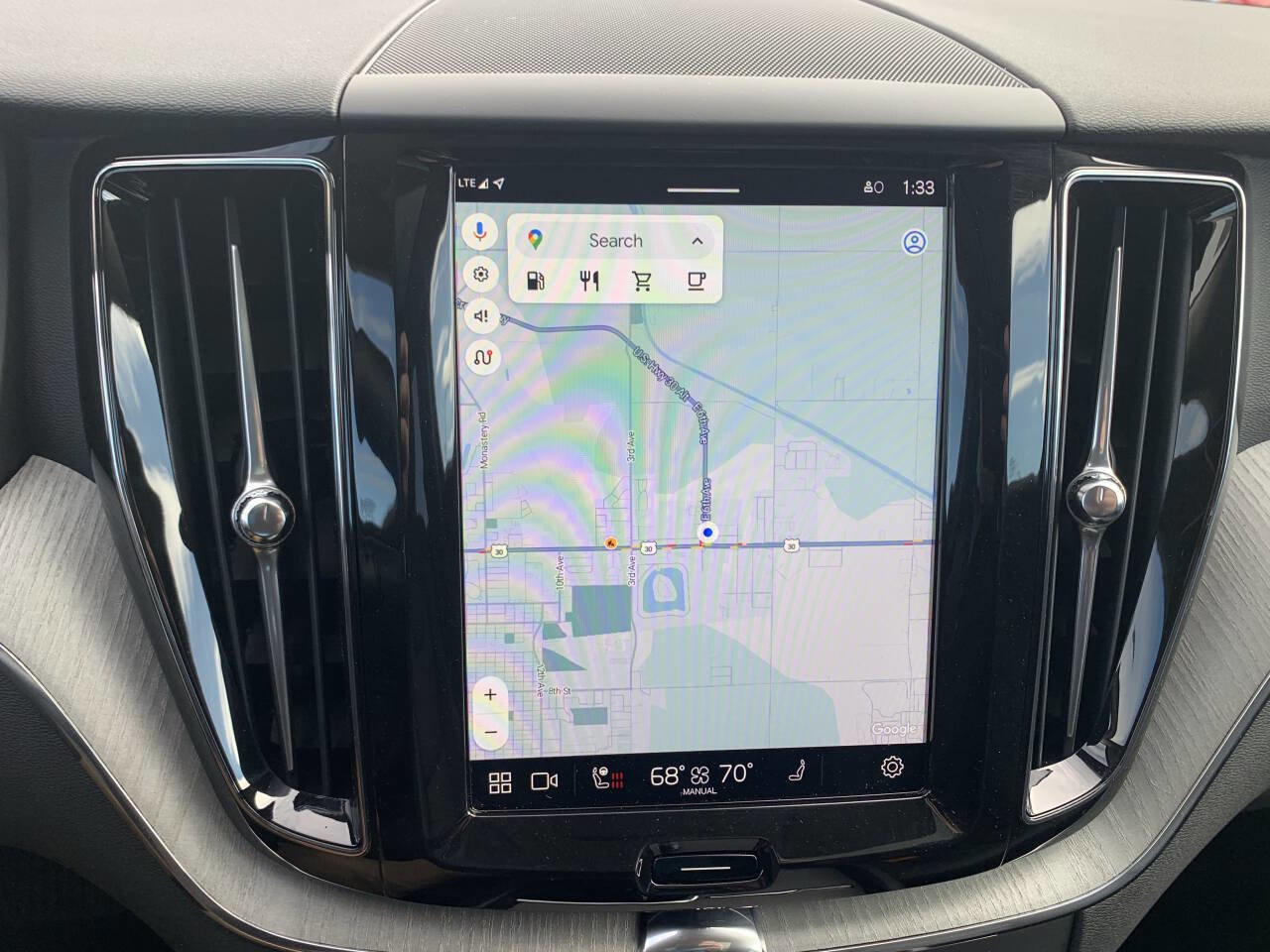 Used 2025 Volvo XC60 B5 Plus w/ Climate Package image 4