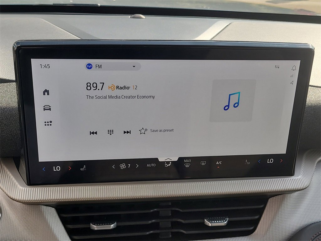 Certified 2025 Ford Explorer Active image 23