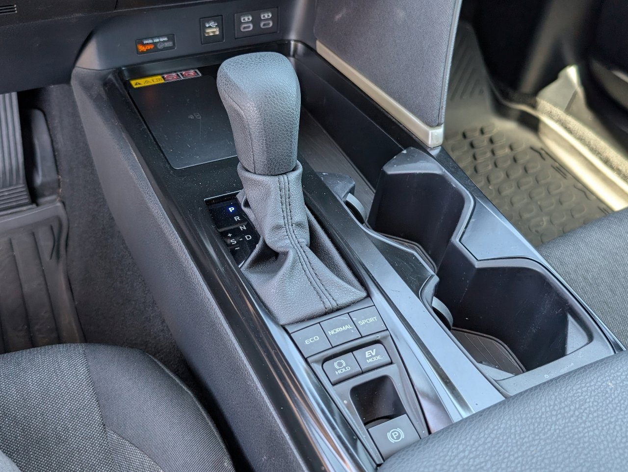 Used 2026 Toyota Camry LE image 16