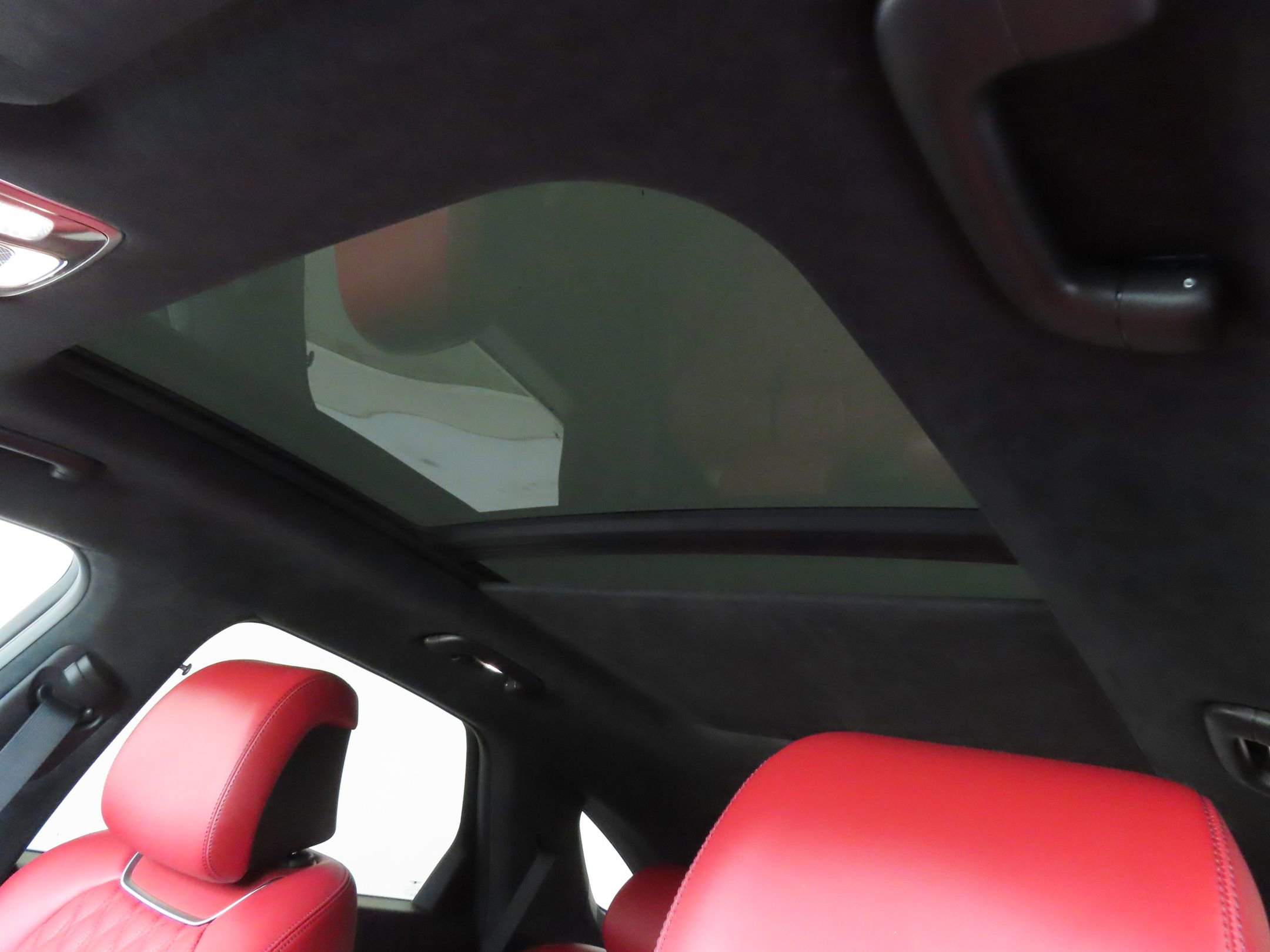 Used 2024 Genesis GV70 3.5T Sport w/ Sport Advanced Package image 24