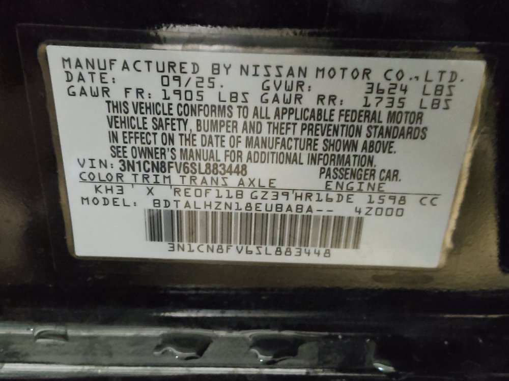 Used 2025 Nissan Versa SR w/ Trunk Package FWD image 33