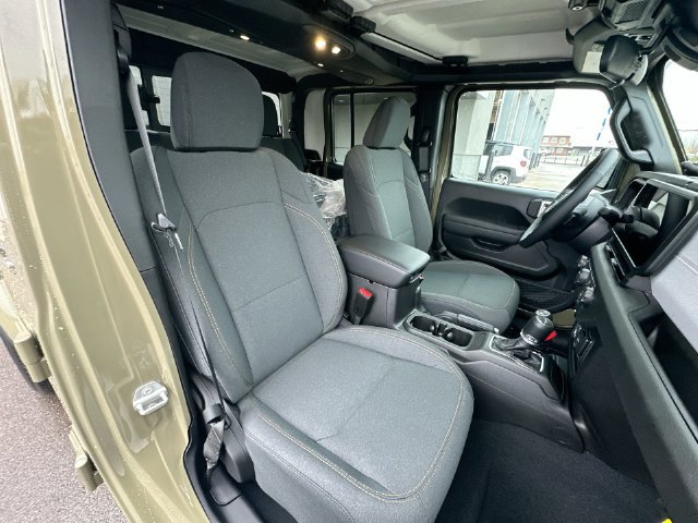 New 2026 Jeep Gladiator Sport AWD/4WD image 26