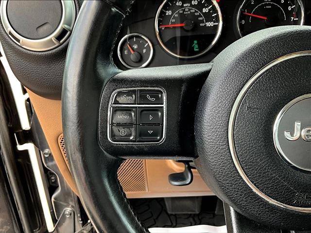 Used 2017 Jeep Wrangler Unlimited Sahara w/ Connectivity Group image 18