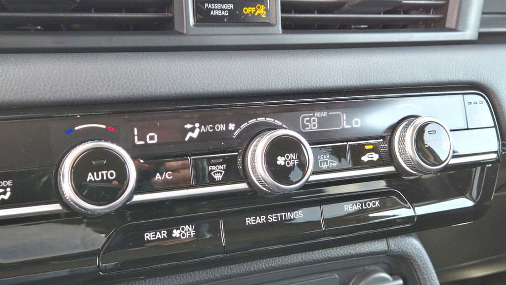 Used 2025 Honda Pilot EX-L image 21