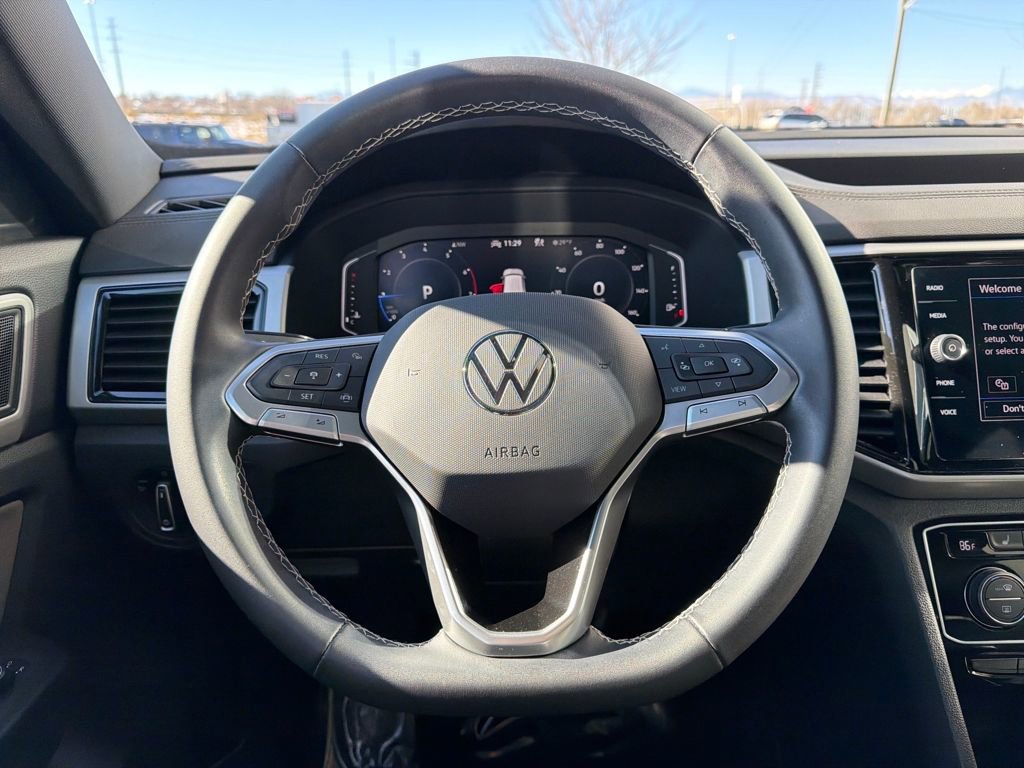 Used 2023 Volkswagen Atlas Cross Sport SE w/ Panoramic Sunroof Package image 17
