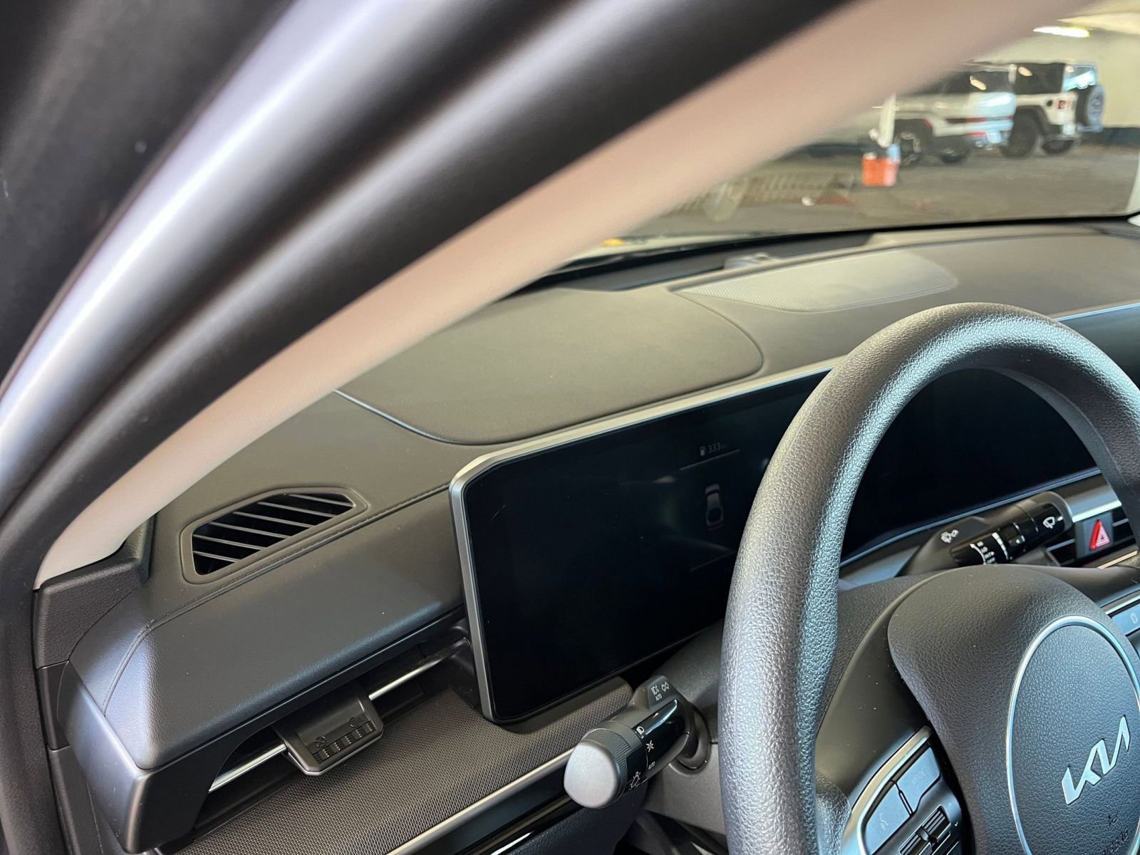 Used 2025 Kia K5 LXS image 35