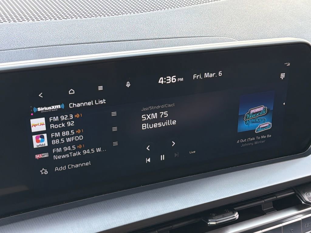 Used 2024 Kia Telluride LX image 8