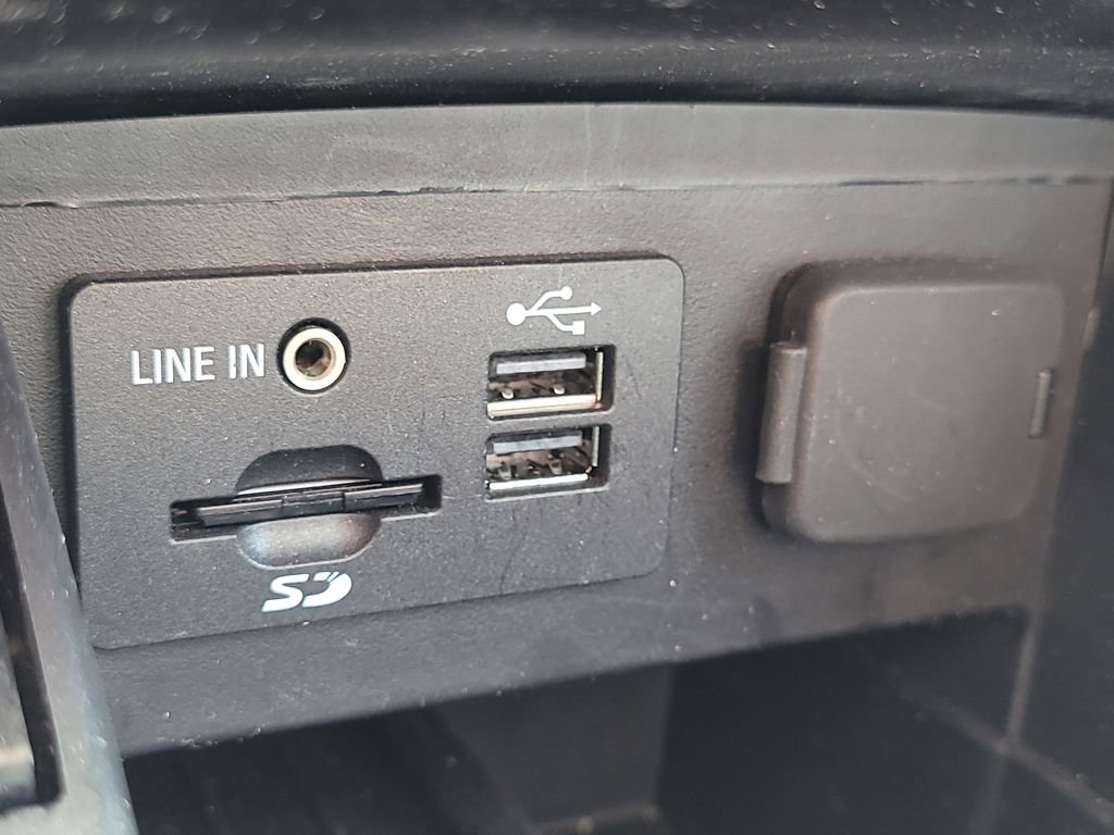 Used 2014 Ford Explorer Sport w/ Equipment Group 401A image 26