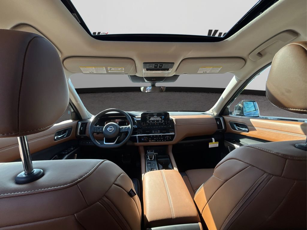New 2025 Nissan Pathfinder Platinum w/ Cargo Package image 29