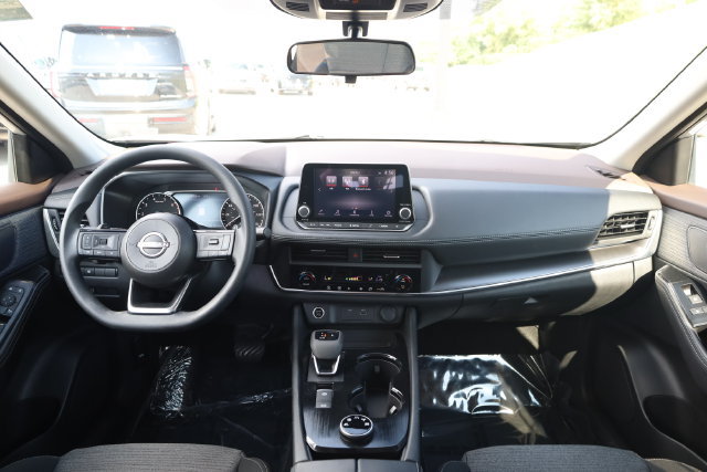 Certified 2023 Nissan Rogue SV AWD/4WD image 16