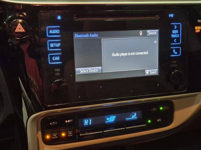 Used 2017 Toyota Corolla LE FWD image 17