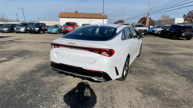 Used 2022 Kia K5 LXS image 9