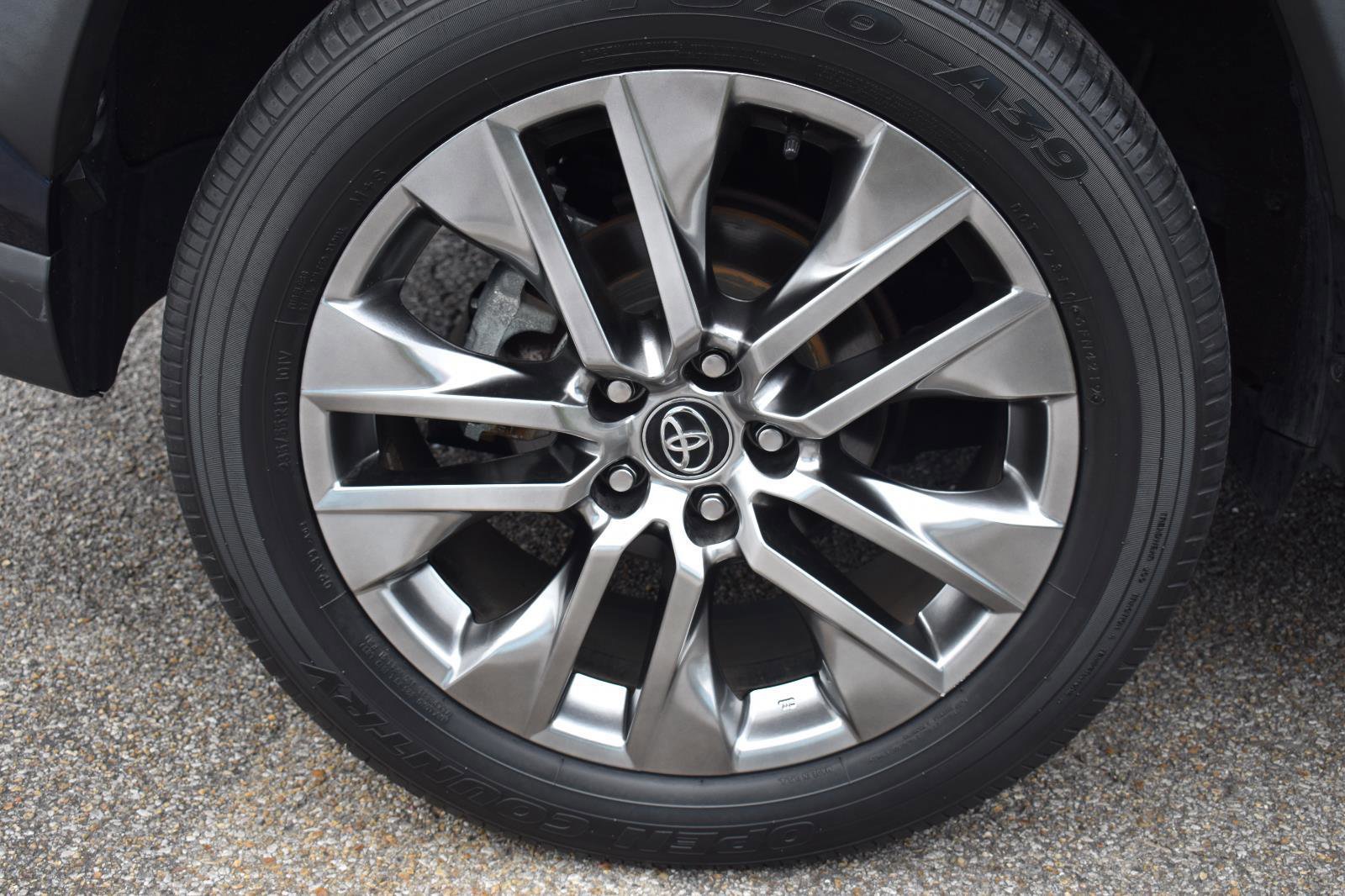 Used 2020 Toyota RAV4 XLE Premium FWD image 13