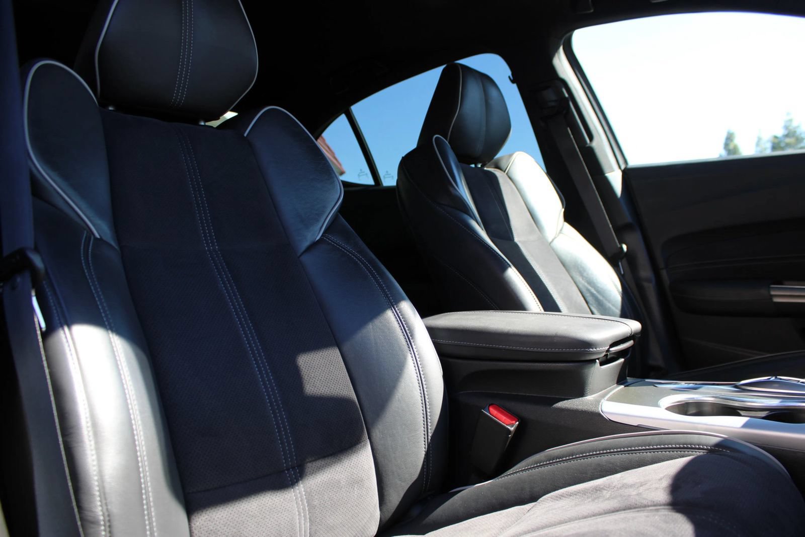 Used 2018 Acura TLX w/ Technology & A-SPEC Package FWD image 5