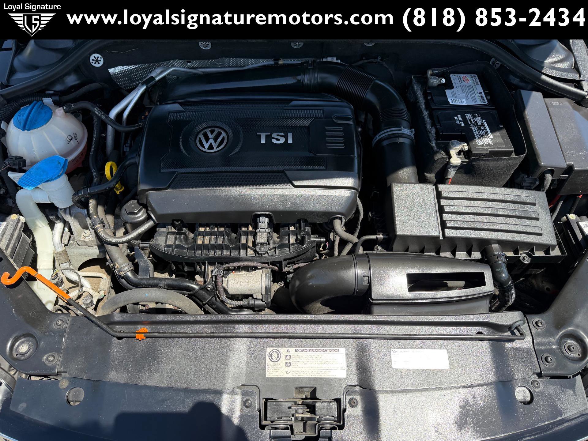 Used 2013 Volkswagen Jetta GLI FWD image 32