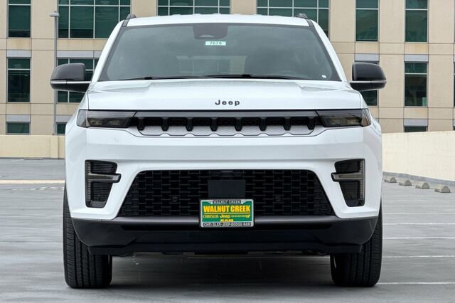 New 2026 Jeep Grand Wagoneer 4WD image 6