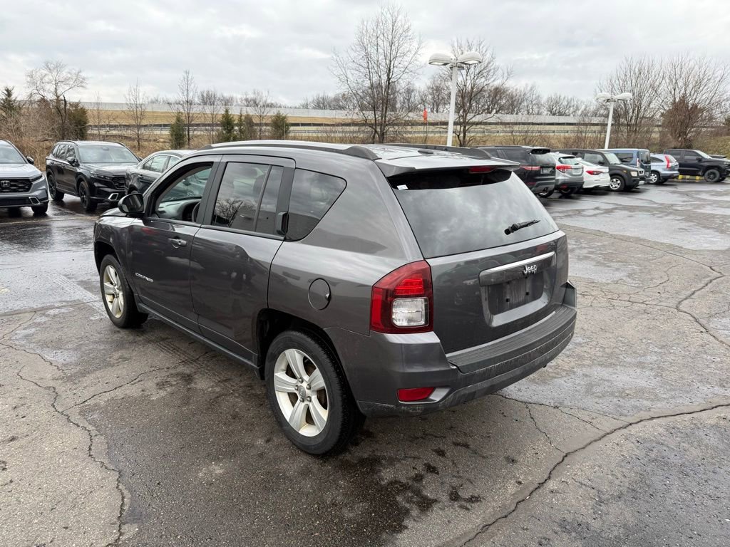 Used 2016 Jeep Compass Sport w/ Power Value Group image 2