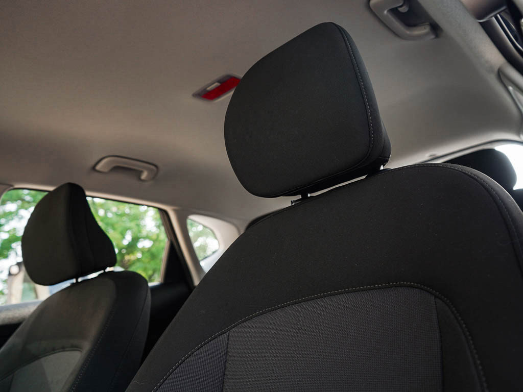 New 2026 Hyundai Kona SE image 18