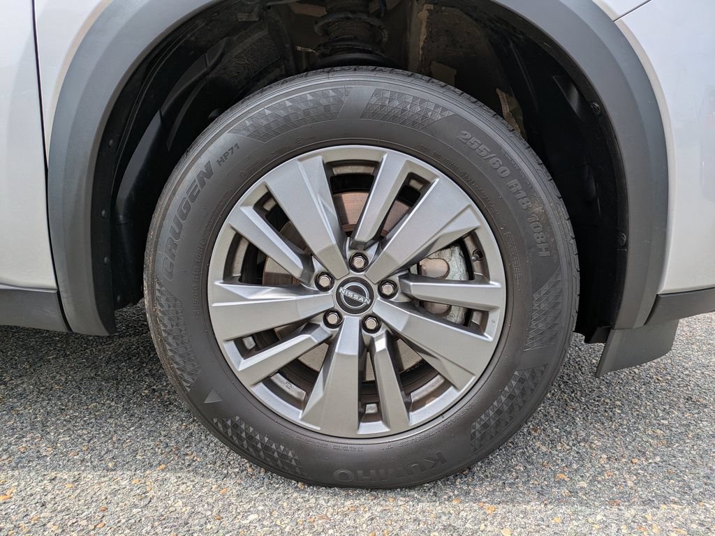 Certified 2025 Nissan Pathfinder SV AWD/4WD image 12