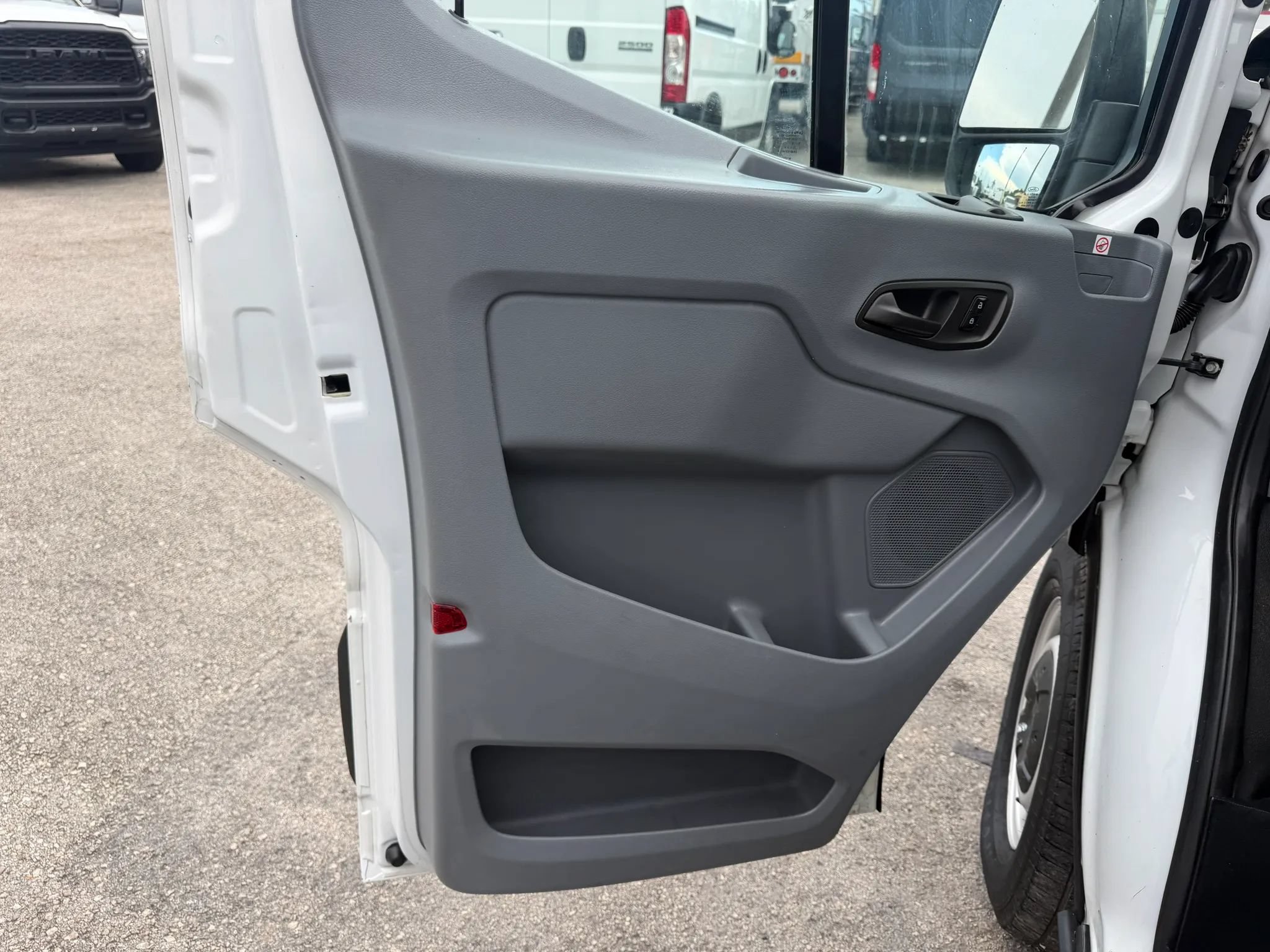 Used 2019 Ford Transit 150 130 Low Roof RWD image 13