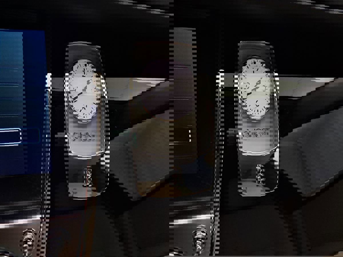 Used 2011 Rolls-Royce Ghost image 27