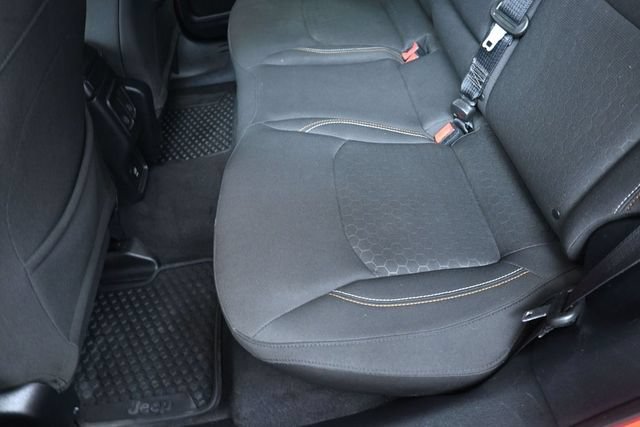 Used 2018 Jeep Compass Sport w/ Cold Weather Group AWD/4WD image 21