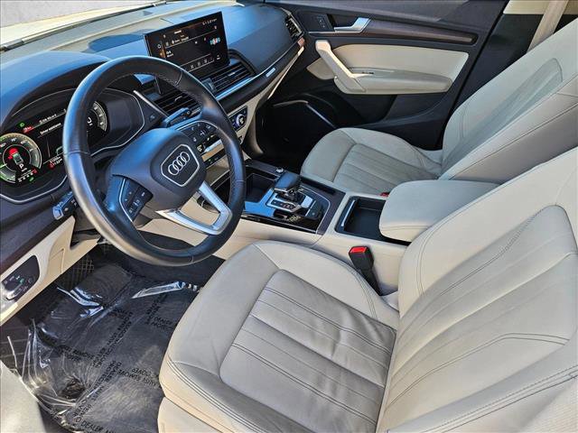 Used 2021 Audi Q5 e Premium w/ Convenience Package image 9