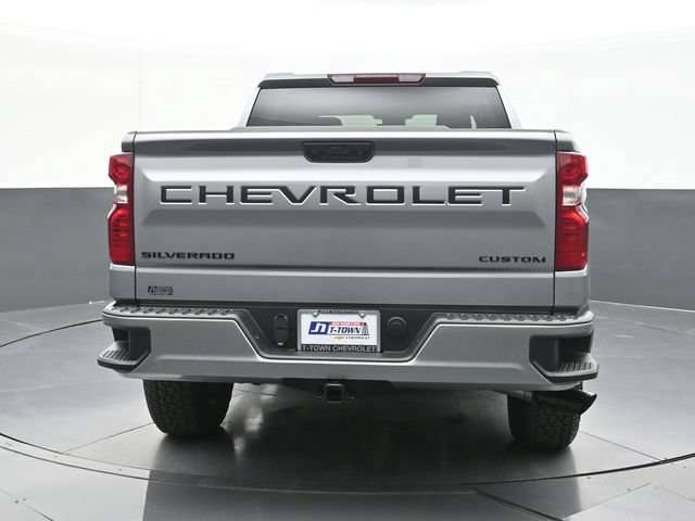 New 2026 Chevrolet Silverado 1500 Custom w/ Turbomax Blackout Package AWD/4WD image 8