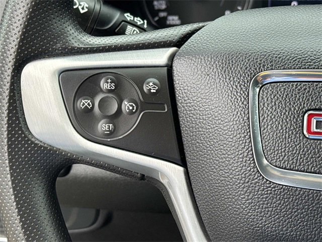 Used 2022 GMC Terrain SLE image 28