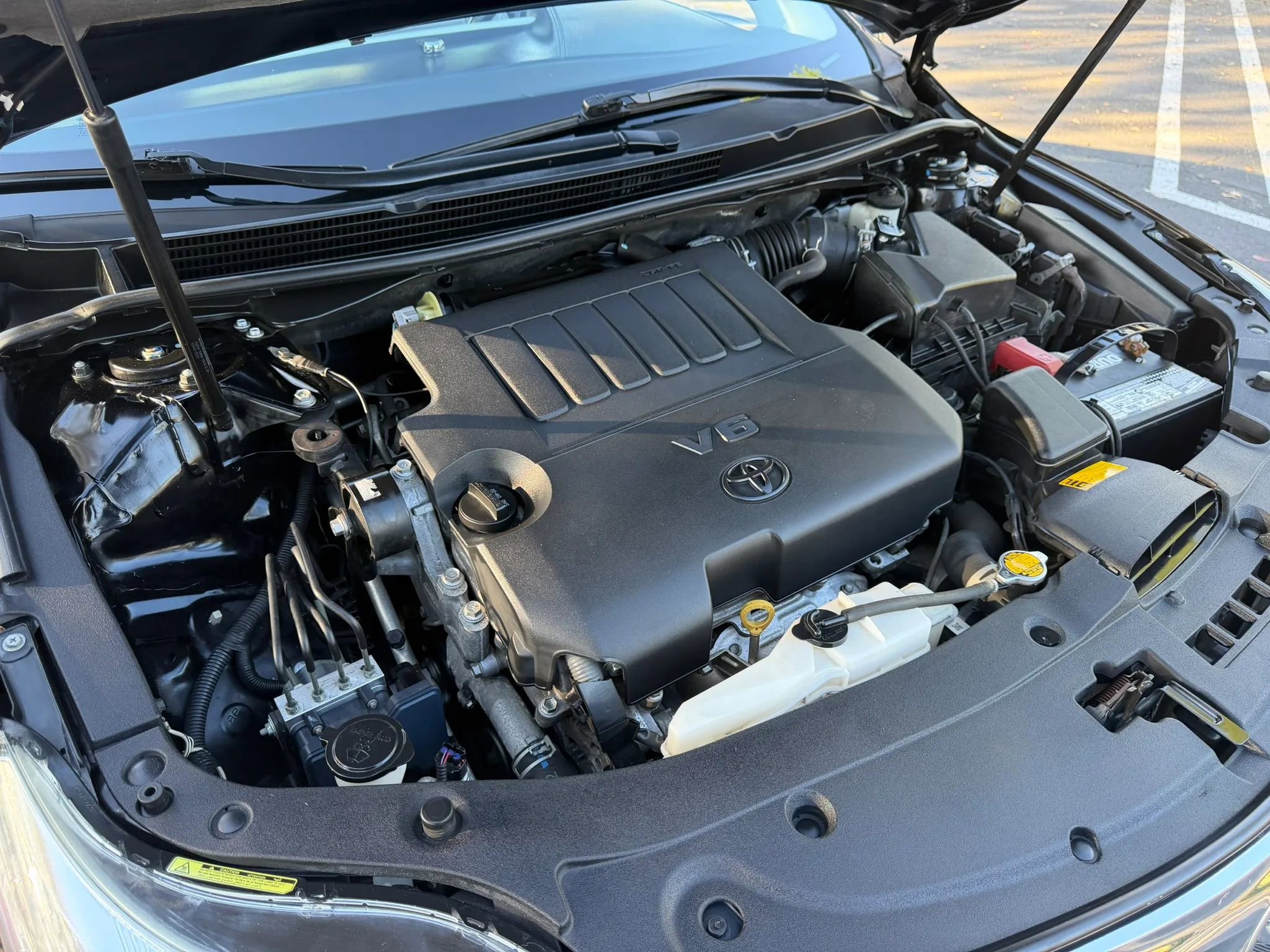 Used 2013 Toyota Avalon Limited FWD image 27