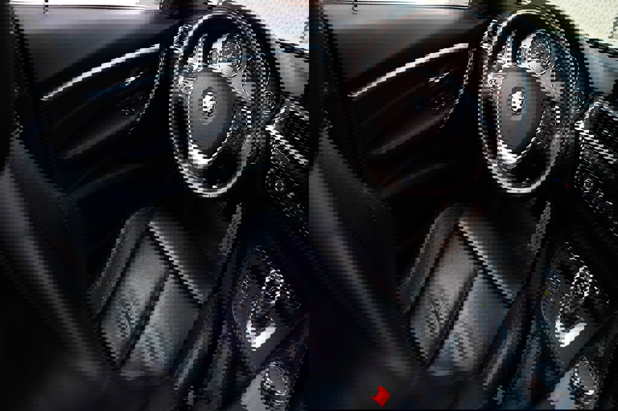 Used 2017 BMW 340i xDrive Sedan image 25