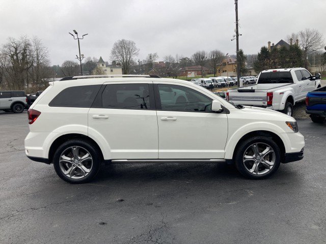 Used 2017 Dodge Journey Crossroad image 4