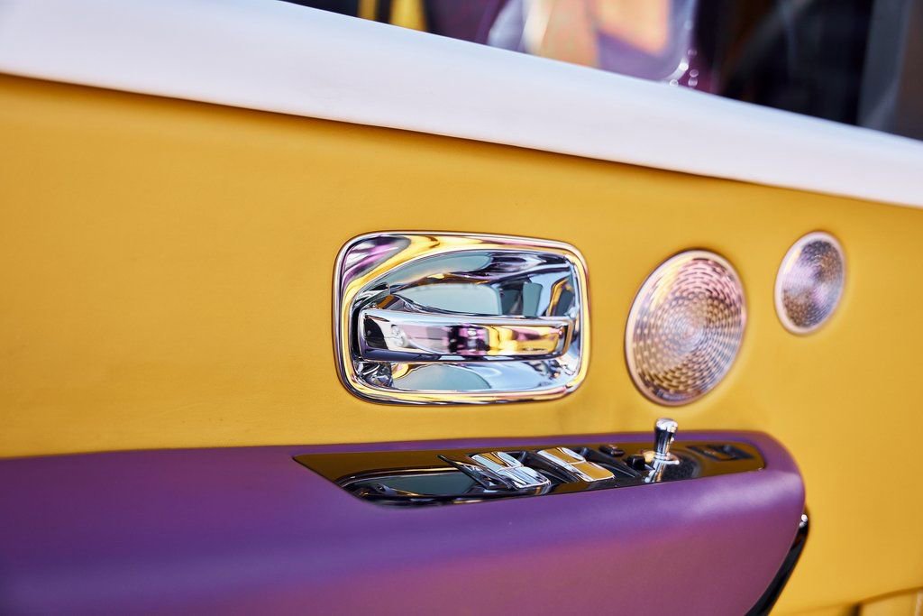 Used 2025 Rolls-Royce Cullinan image 36