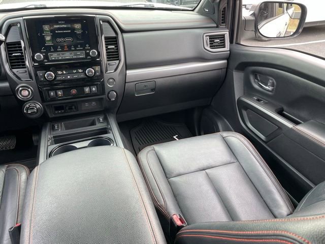 Used 2020 Nissan Titan PRO-4X w/ Pro-4x Convenience Package image 11