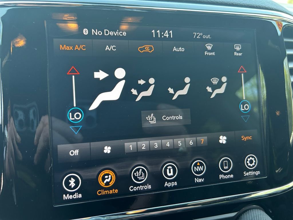 Certified 2019 Jeep Grand Cherokee Altitude AWD/4WD image 19