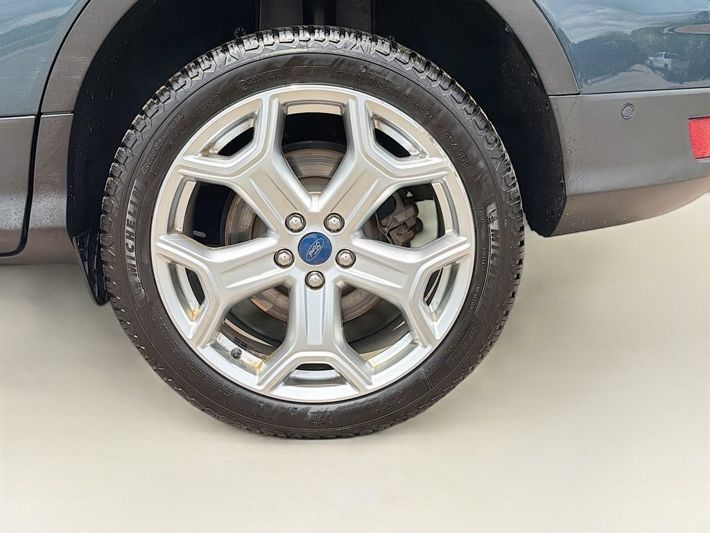 Used 2019 Ford Escape Titanium AWD/4WD image 34