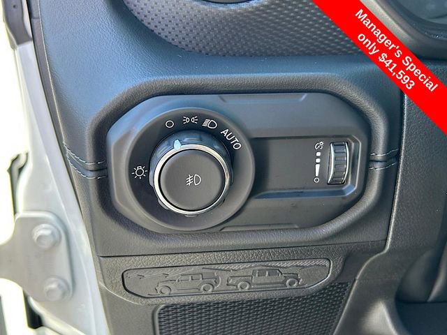 Used 2024 Jeep Wrangler Unlimited Rubicon w/ Convenience Group image 16