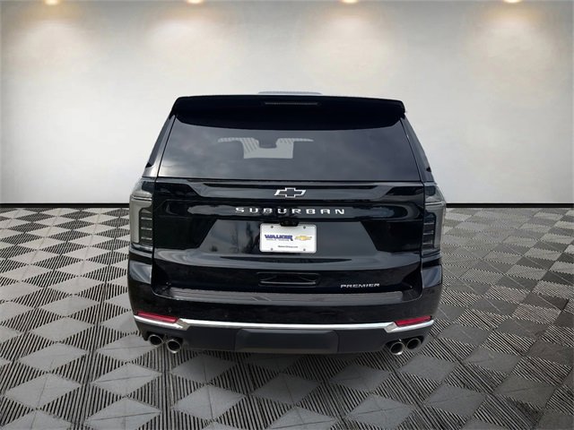 New 2026 Chevrolet Suburban Premier image 4