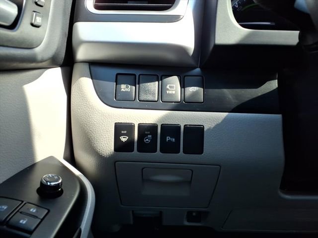 Certified 2019 Toyota Highlander Limited Platinum image 19