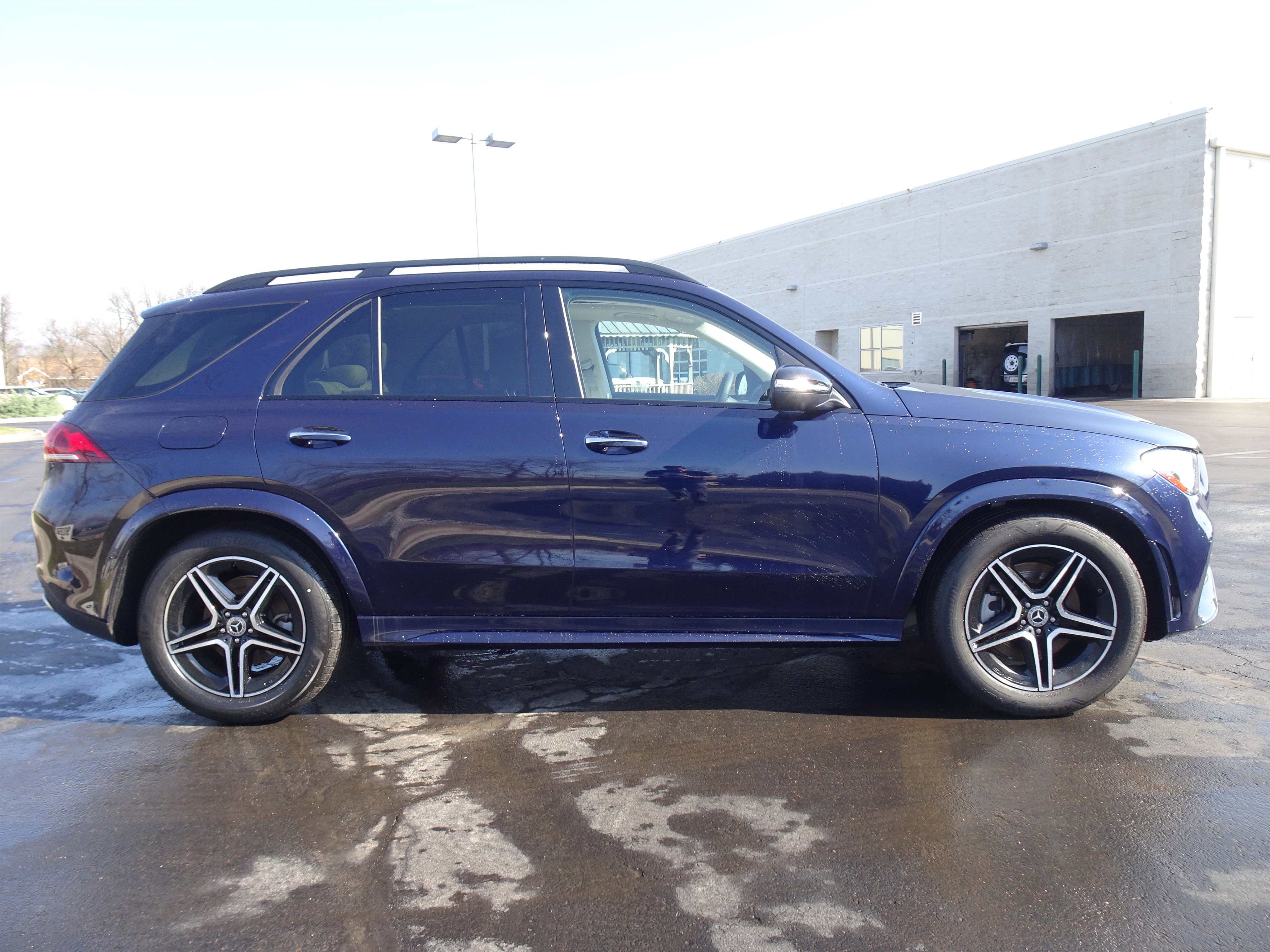 Used 2022 Mercedes-Benz GLE 450 4MATIC image 10