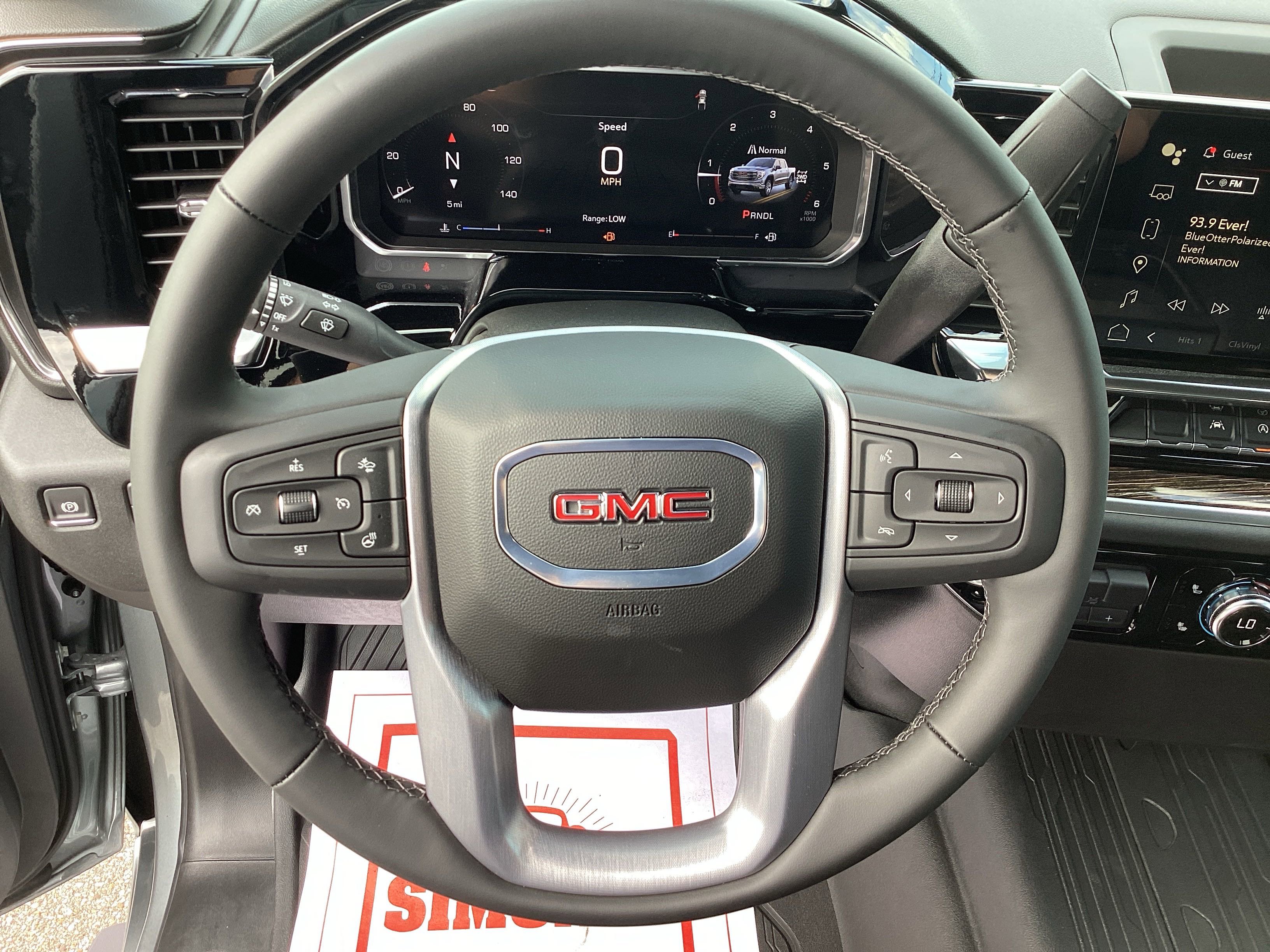 New 2026 GMC Sierra 1500 Elevation w/ LPO, Elevation Black Package image 15