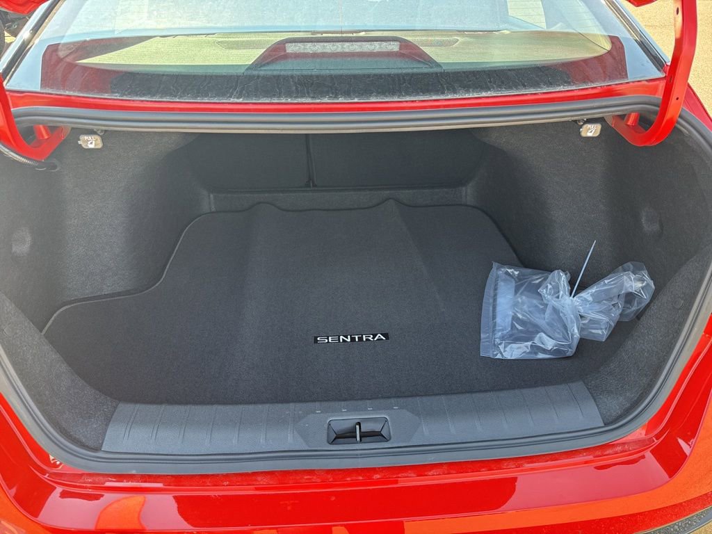 New 2026 Nissan Sentra SR image 35