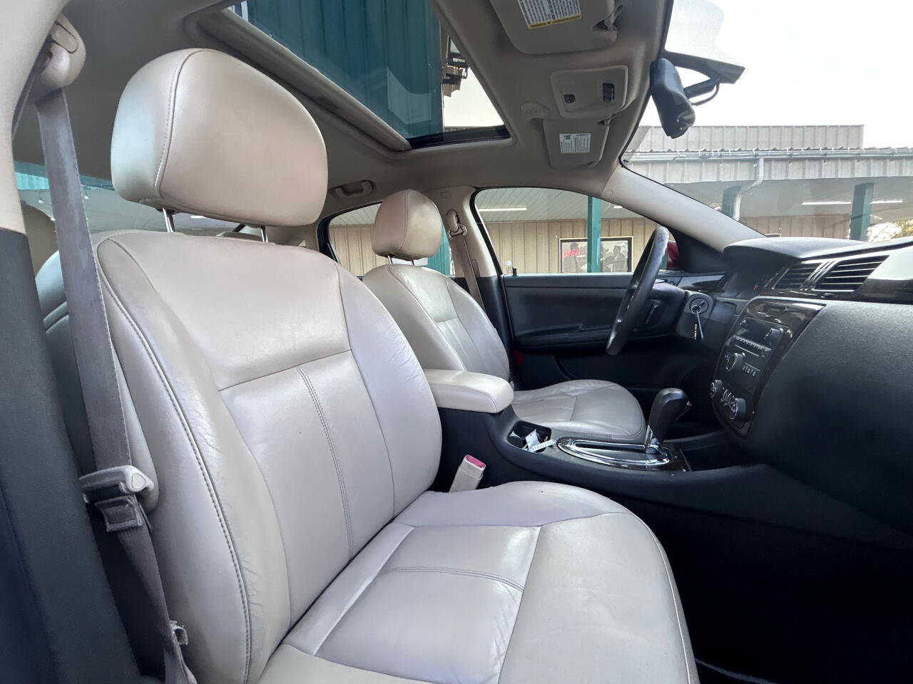 Used 2015 Chevrolet Impala LTZ image 20