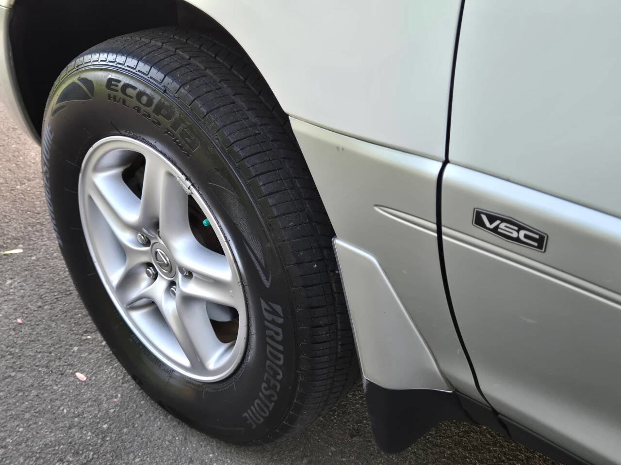 Used 2001 Lexus RX 300 4WD image 16