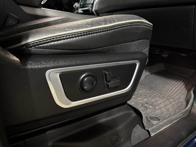 Used 2023 RAM 1500 Laramie AWD/4WD image 40