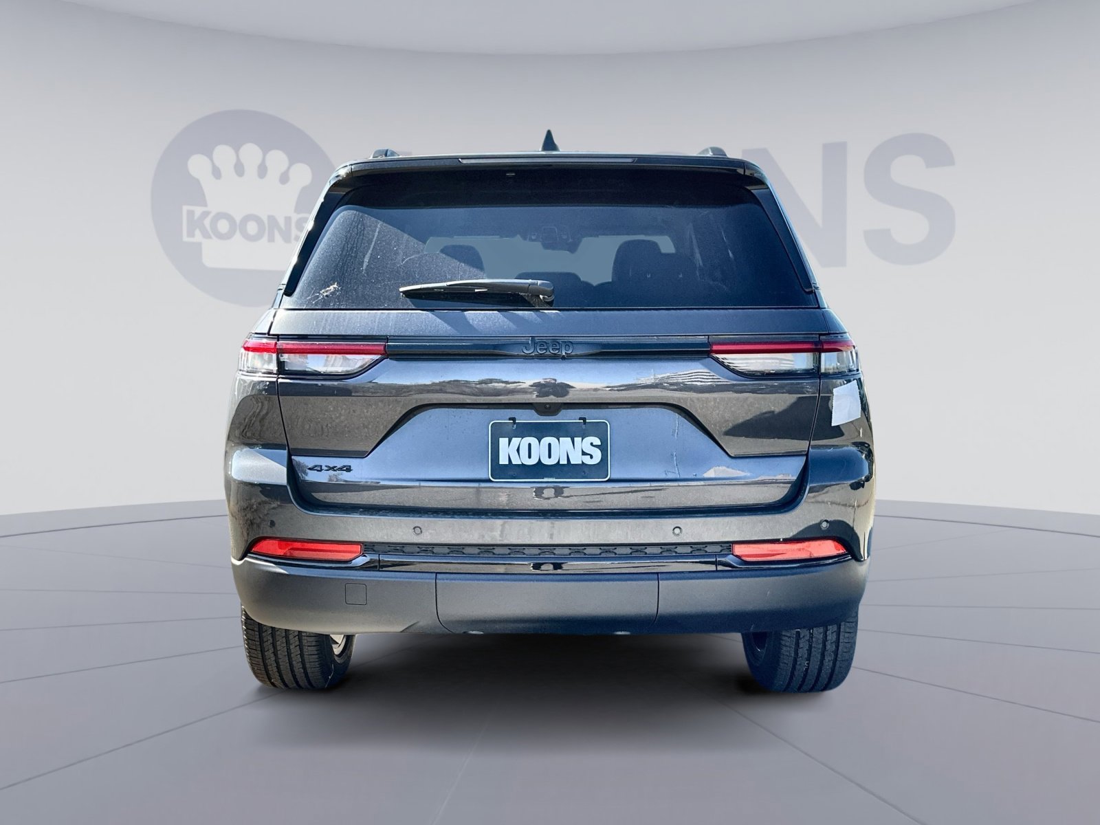 New 2025 Jeep Grand Cherokee Laredo image 5