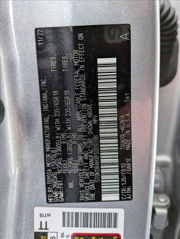 Used 2023 Toyota Highlander L image 15