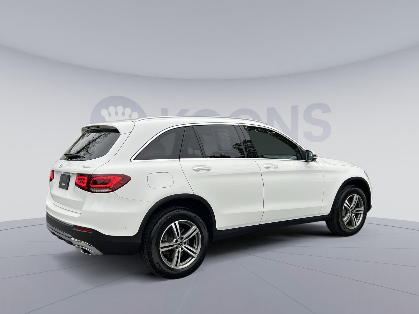 Used 2022 Mercedes-Benz GLC 300 4MATIC image 5