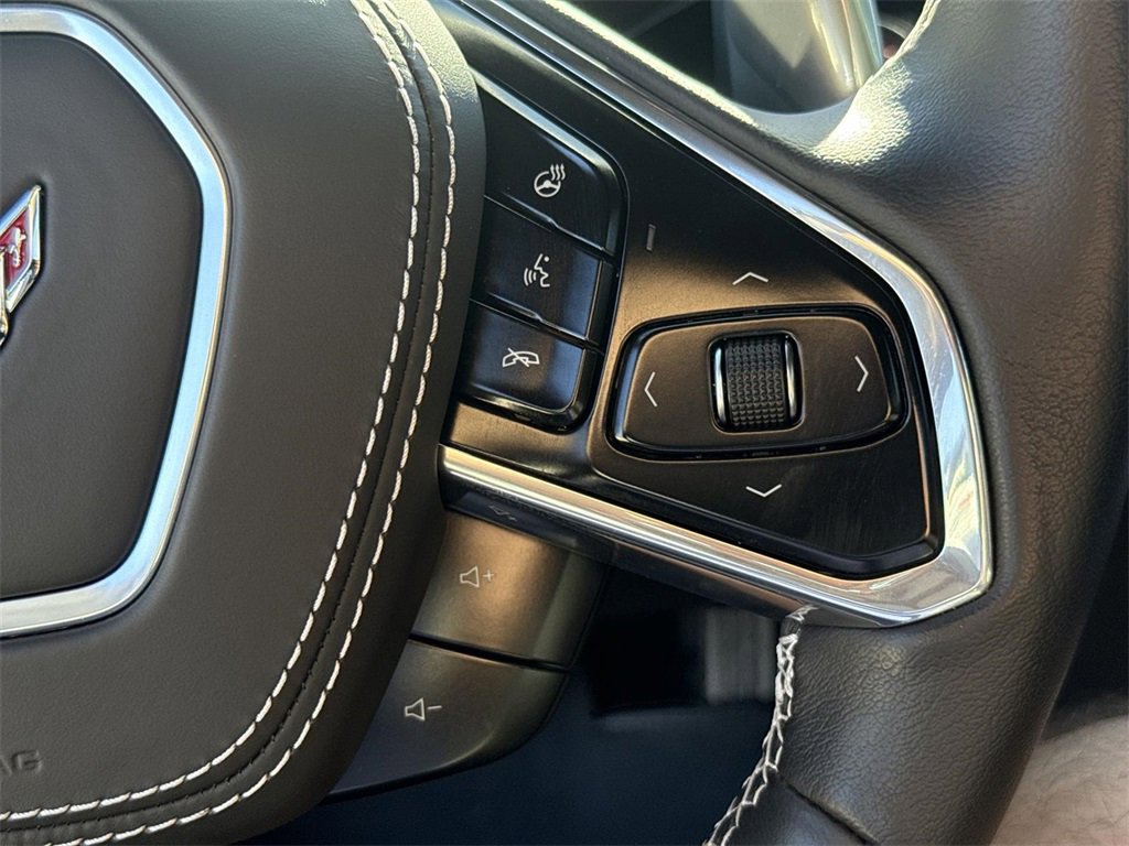 Used 2023 Chevrolet Corvette Stingray Premium Conv w/ Z51 Performance Package image 33